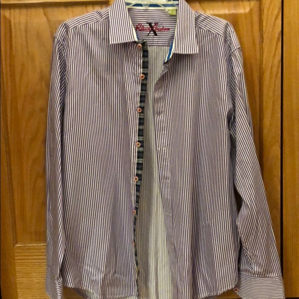 Robert Graham men’s button-down shirt